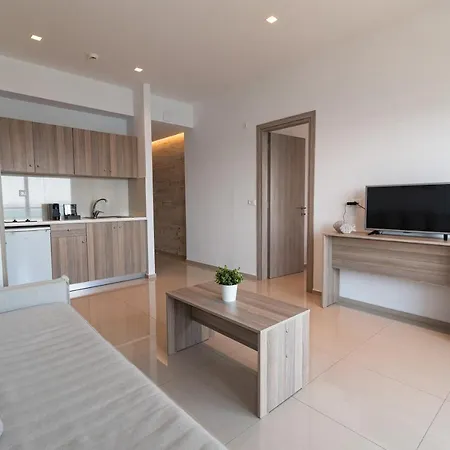 Orpheus Apartment *