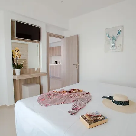 Orpheus Apartment